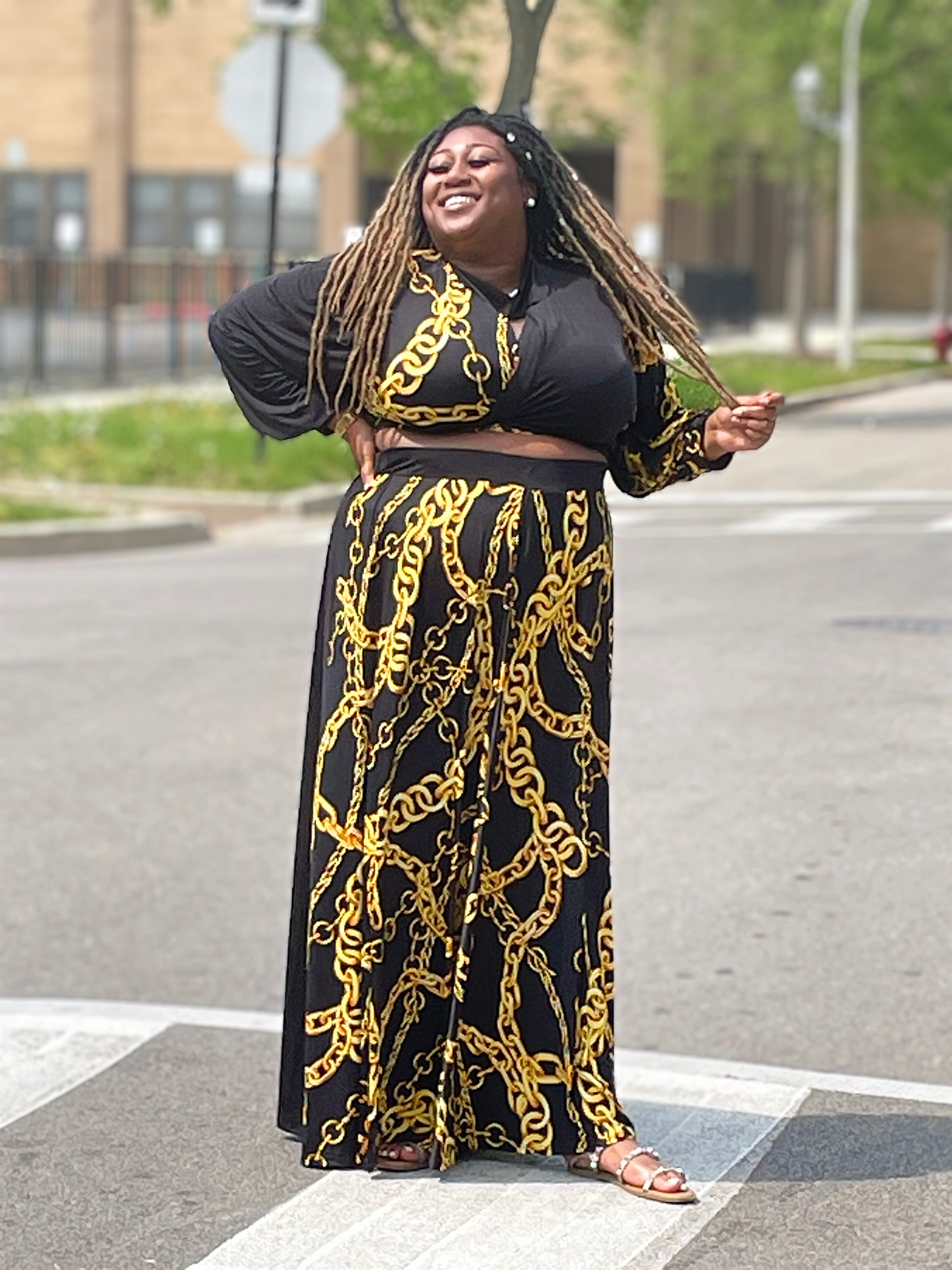Queen Vibe Plus-sIzed two piece Crop skirt Set
